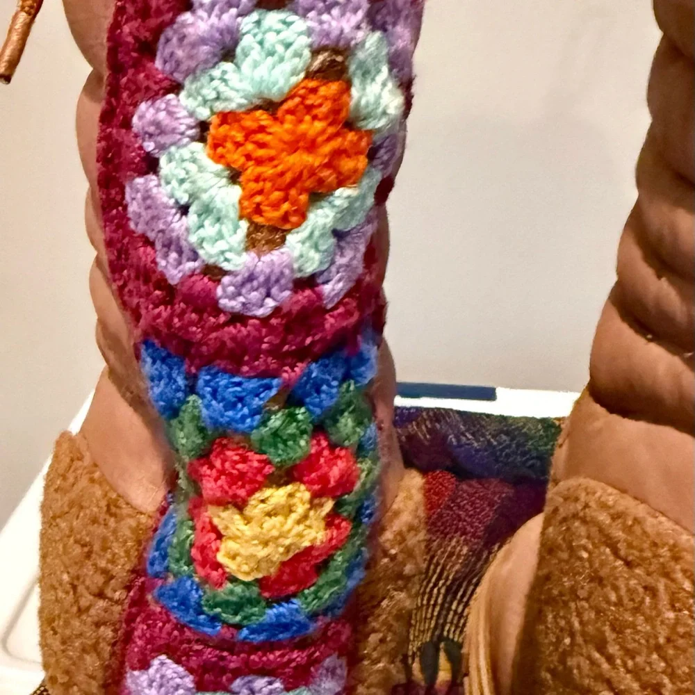 FARM Rio Tan Quilted Crochet Patchwork Puffy Winter Boots - Picture 6 of 16